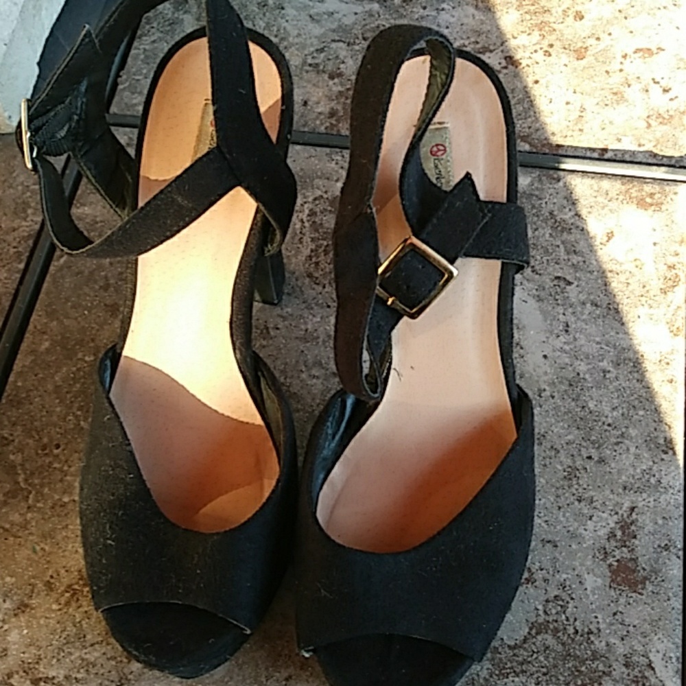 Black open toed heels